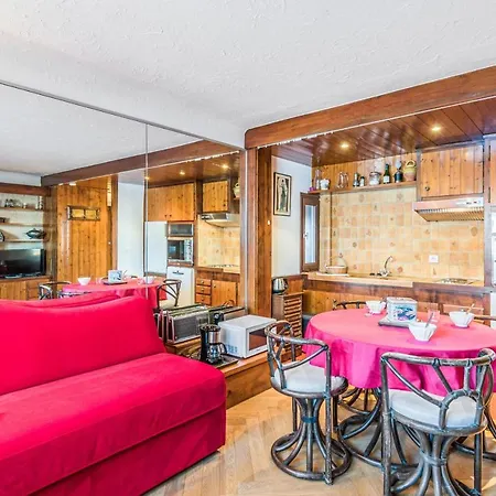 Charming And Typical Studio At The Heart Of - Welkeys Apartment *